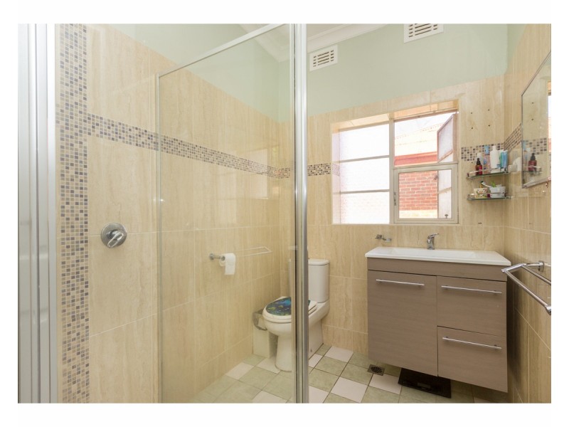 415 Olive Street, South Albury NSW 2640