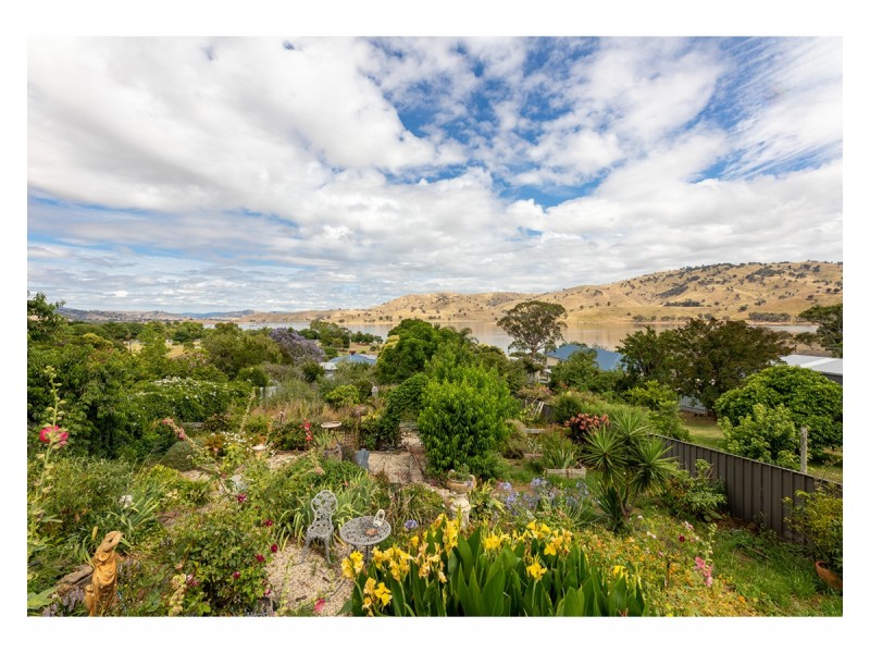 49 Jillico Avenue, Tallangatta VIC 3700
