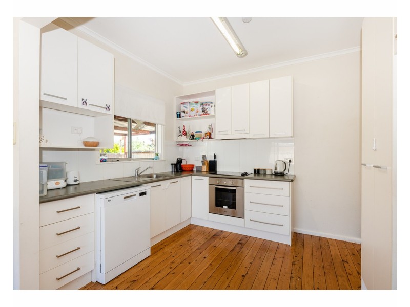 522 Kotthoff Street, Lavington NSW 2641