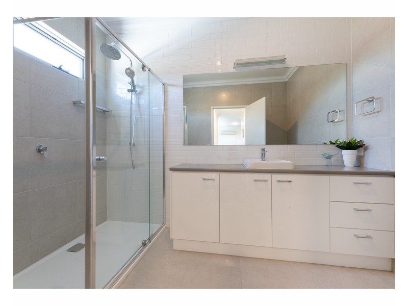 12 Beech Street, Wodonga VIC 3690