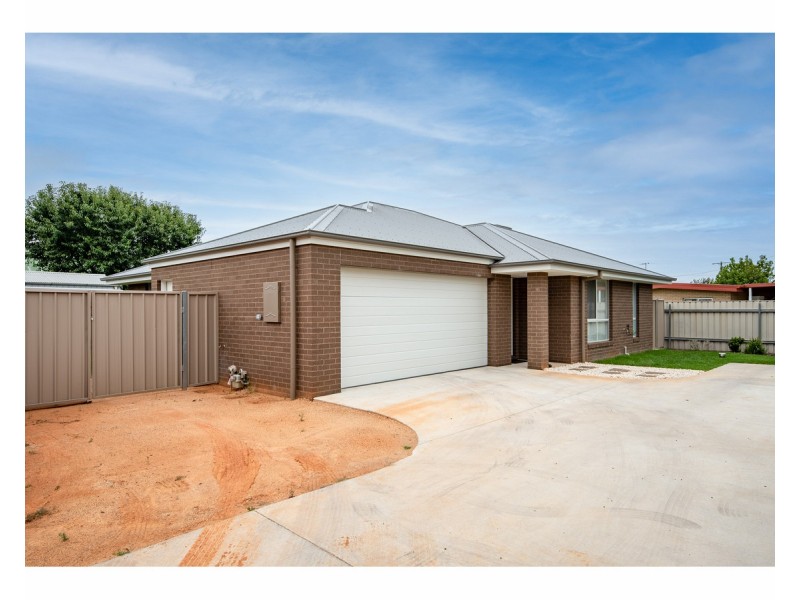 520 Kotthoff Street, Lavington NSW 2641