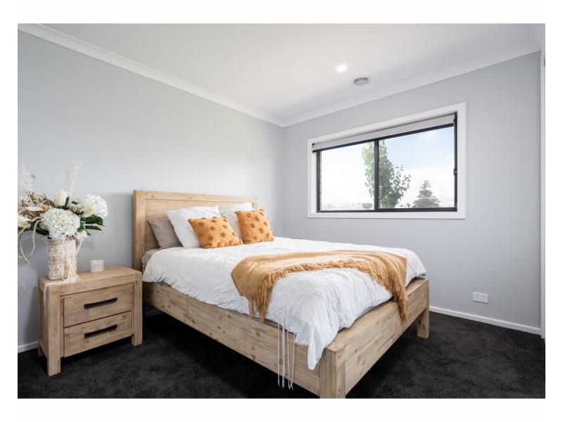 9 Billabong Place, Thurgoona NSW 2640