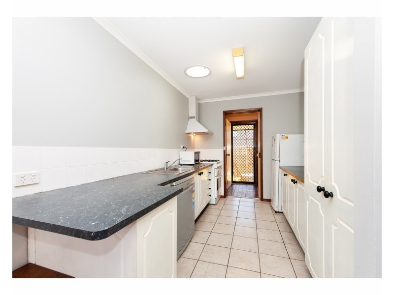 2/410 McLennan Street, West Albury NSW 2640