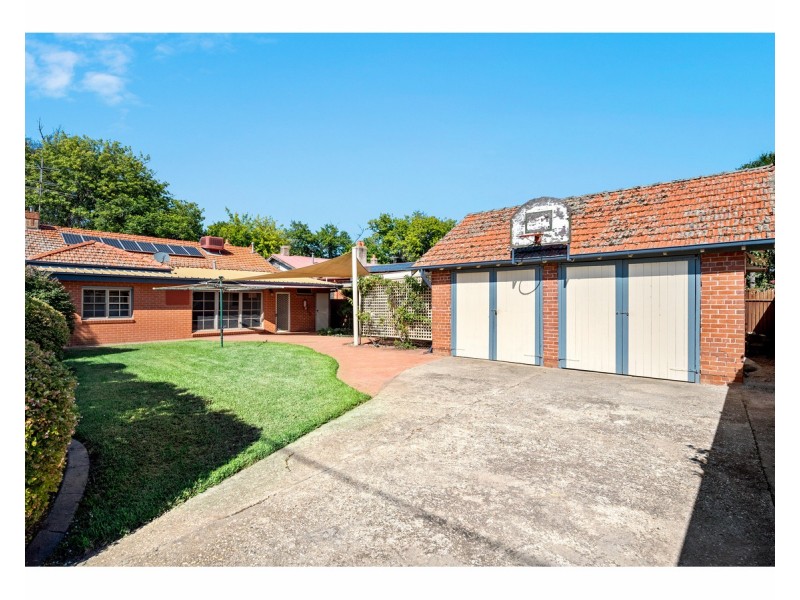 490 Crisp Street, Albury NSW 2640