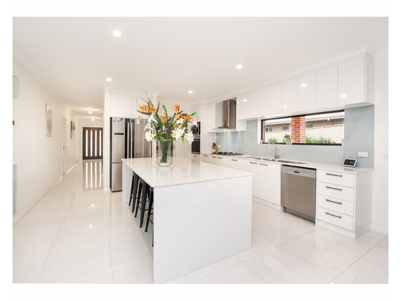10 Cremin Court, Thurgoona NSW 2640