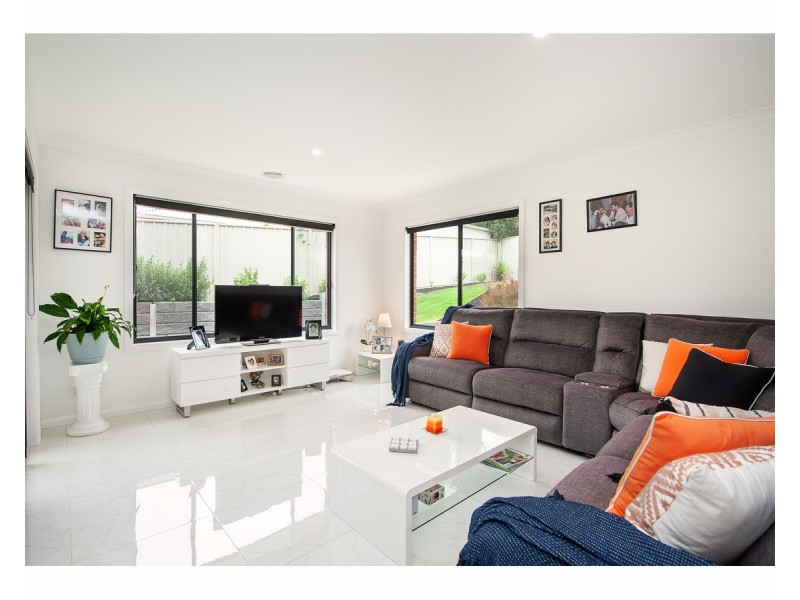 10 Cremin Court, Thurgoona NSW 2640