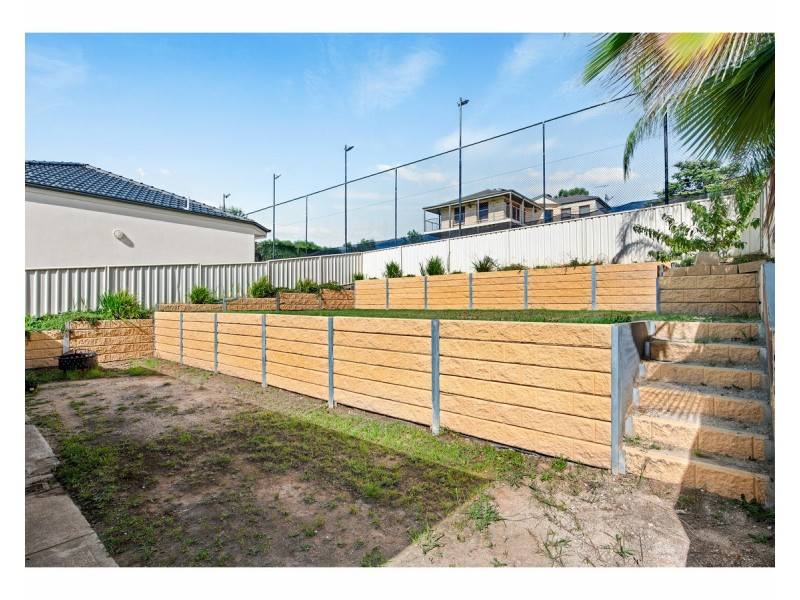 7 Chatterton Place, West Albury NSW 2640