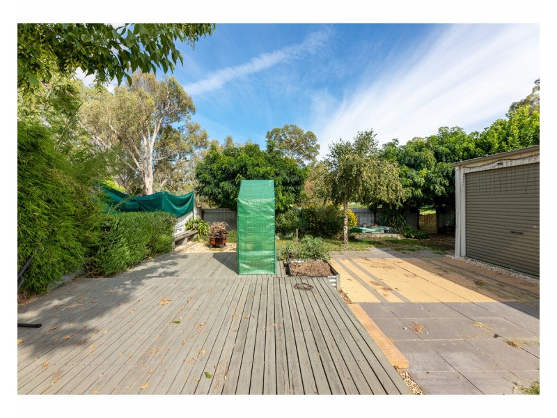 871 St James Crescent, North Albury NSW 2640