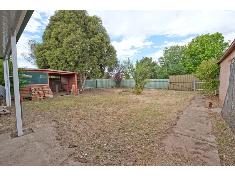 532 Margaret Street, Lavington NSW 2641