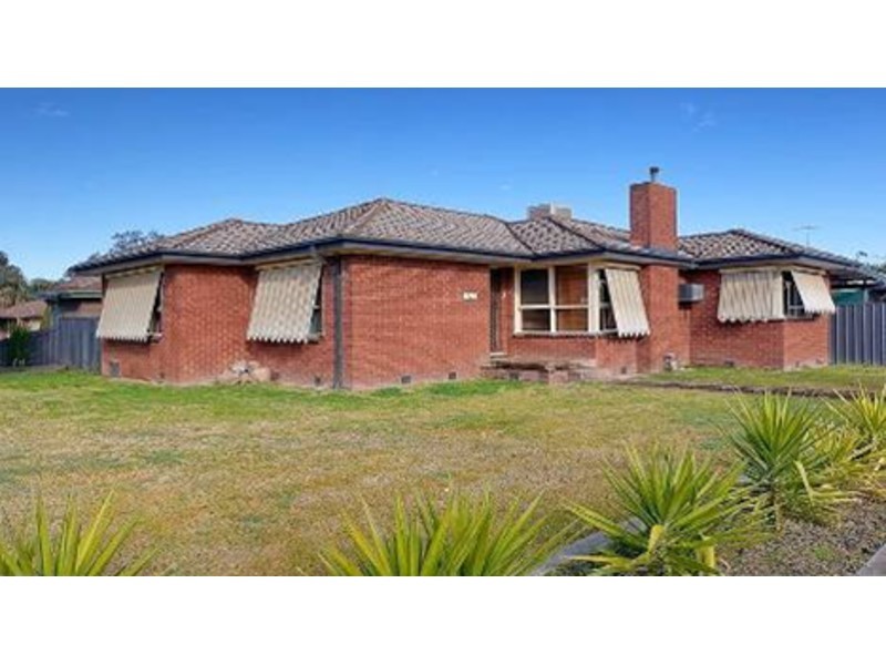 527 Schaefer St, Lavington NSW 2641