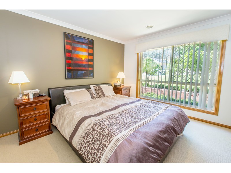 17 Dumbrell Circuit, Glenroy NSW 2640