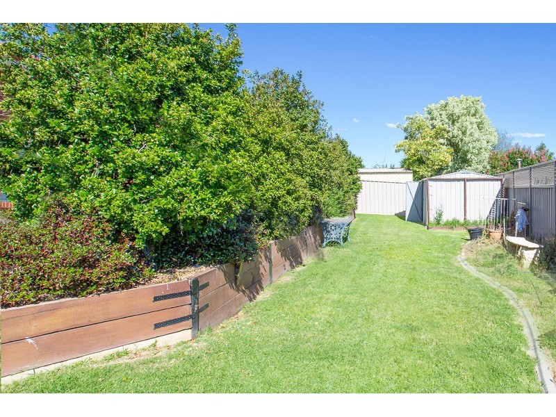 17 Dumbrell Circuit, Glenroy NSW 2640
