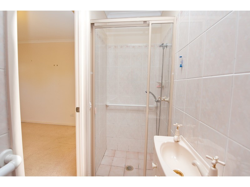 37 Kosciusko Road, Thurgoona NSW 2640