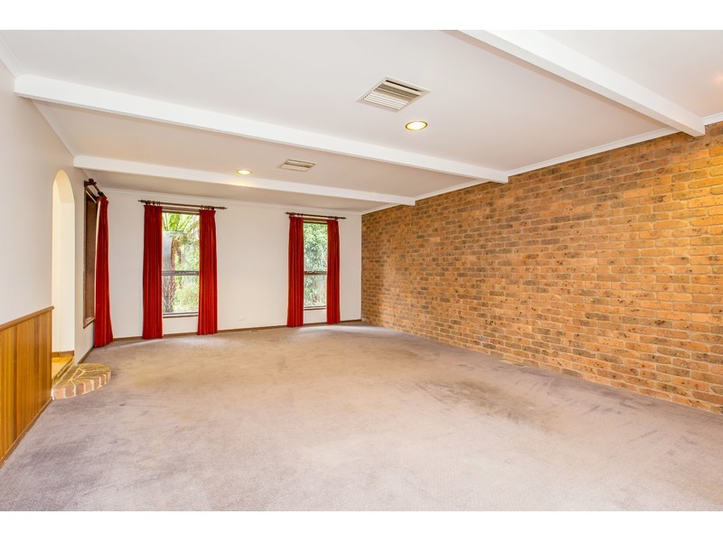 137 Hotham Circuit, Thurgoona NSW 2640