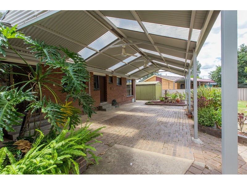 137 Hotham Circuit, Thurgoona NSW 2640