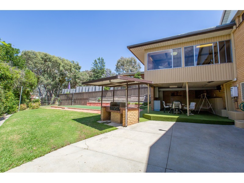 739 Yambla Place, Albury NSW 2640