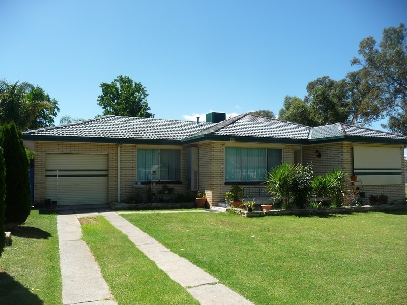 1068 Koonwarra Street, North Albury NSW 2640