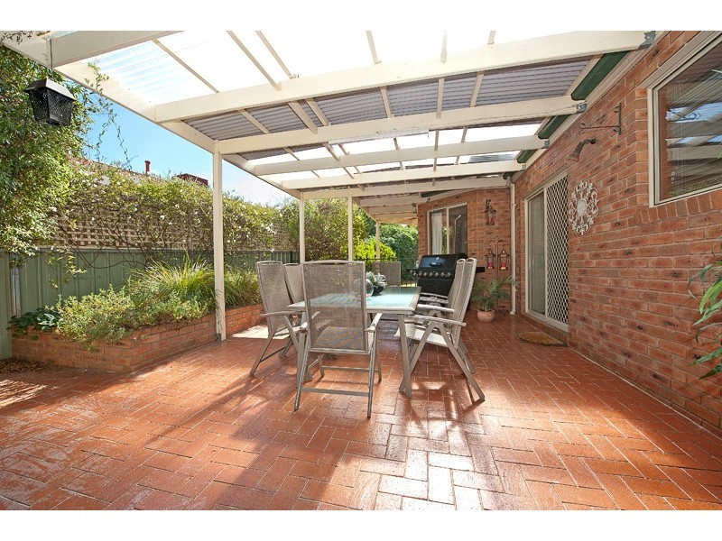 11 Doulton Drive, West Albury NSW 2640