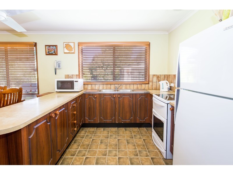 79 Howlong Road, Burrumbuttock NSW 2642
