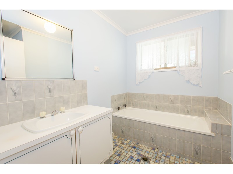 79 Howlong Road, Burrumbuttock NSW 2642