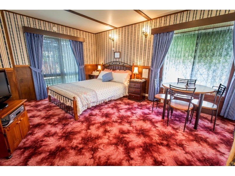 531 Lyne Street, Lavington NSW 2641