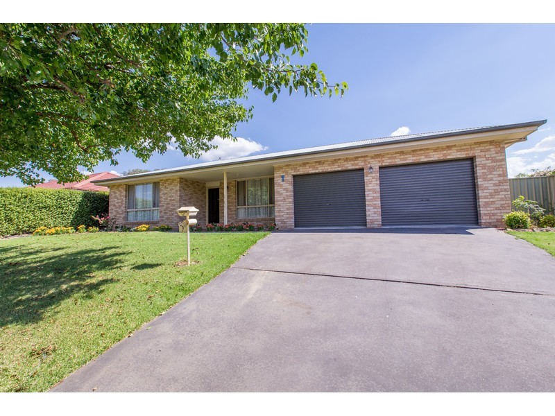 7 McDiarmid Place, Glenroy NSW 2640