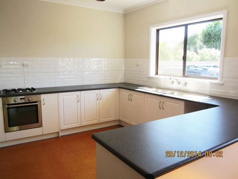 568 Buchhorn St, Lavington NSW 2641