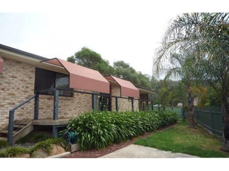 2/15 Wattle Way, West Albury NSW 2640