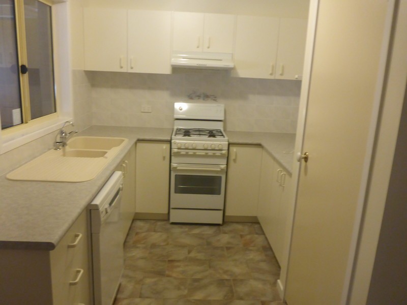 19 Bangalla Place, Springdale Heights NSW 2641