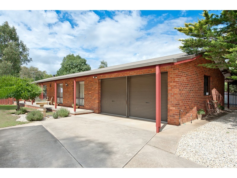 66 Victoria Street, Howlong NSW 2643