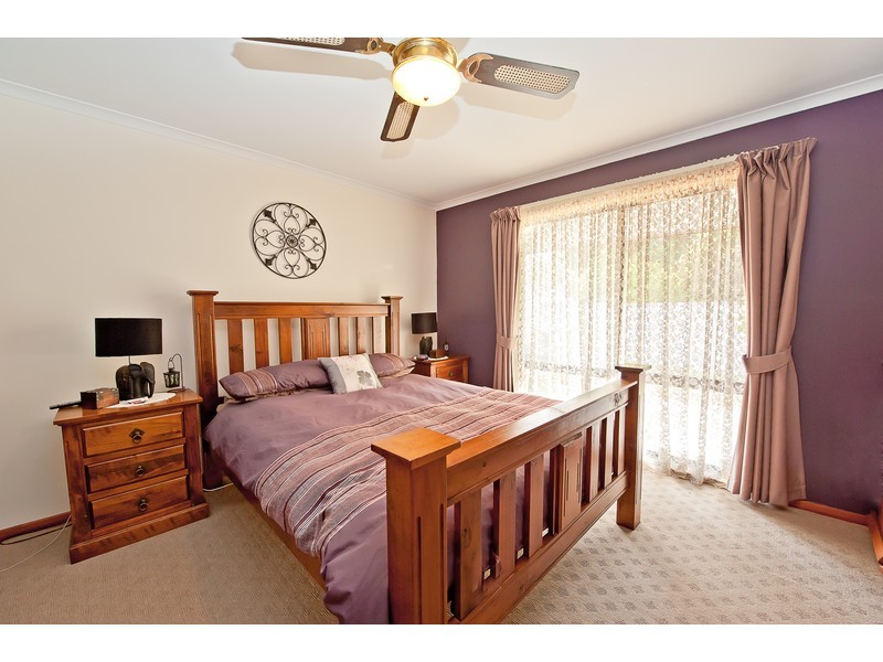 66 Victoria Street, Howlong NSW 2643