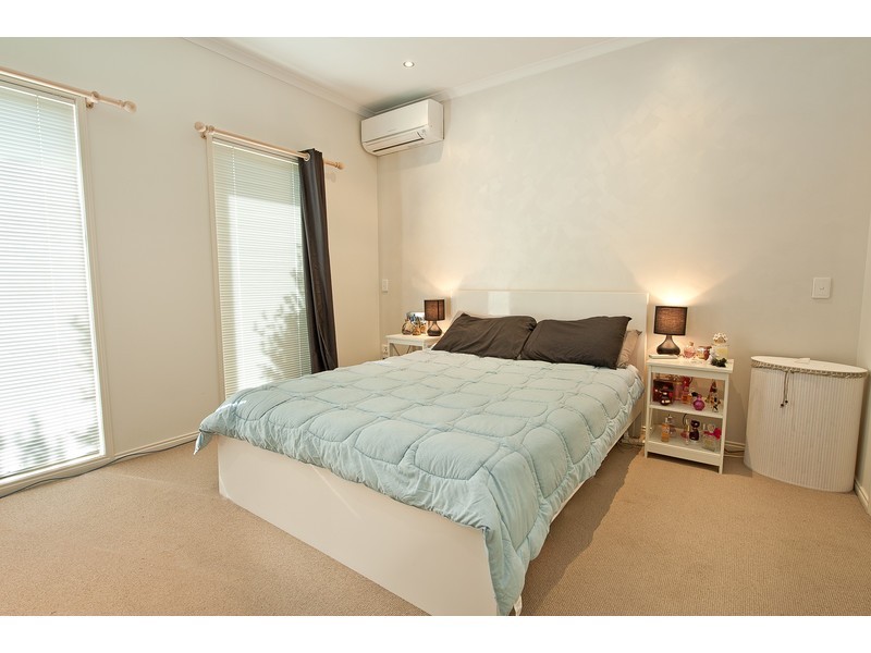 128 Dryandra Way, Thurgoona NSW 2640