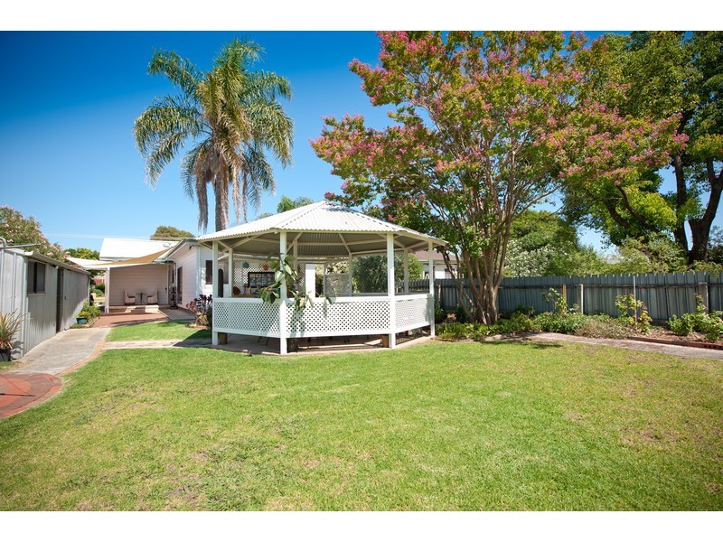 364 Parnall Street, Lavington NSW 2641