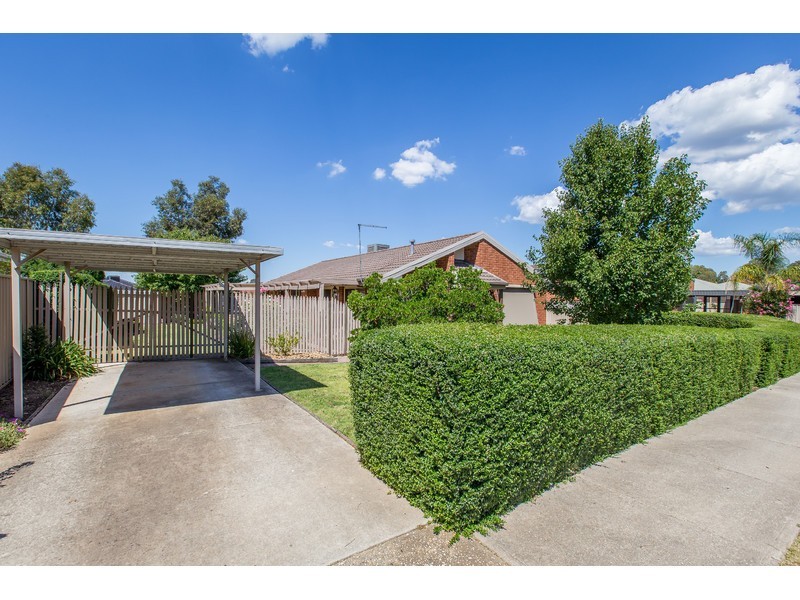 9 Wagner Place, West Wodonga VIC 3690