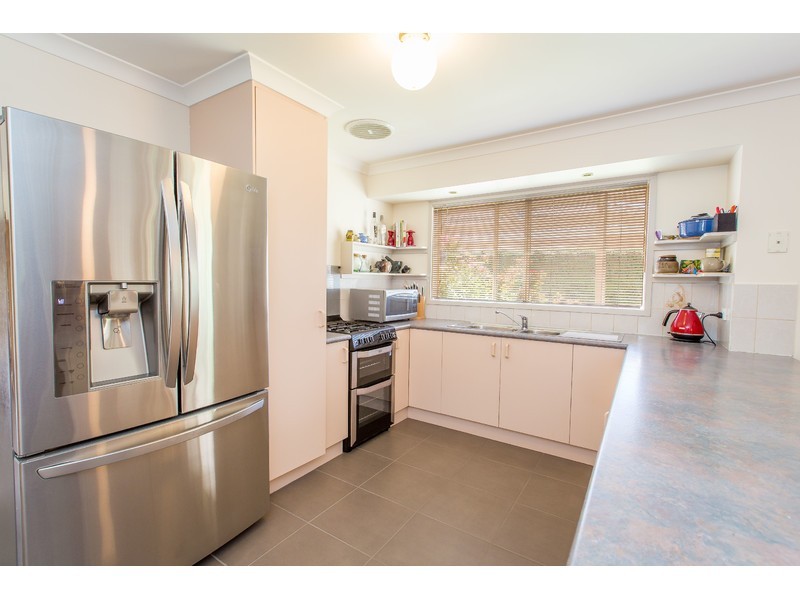 9 Wagner Place, West Wodonga VIC 3690