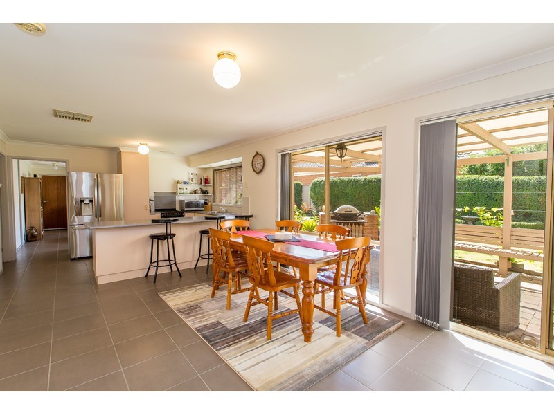 9 Wagner Place, West Wodonga VIC 3690