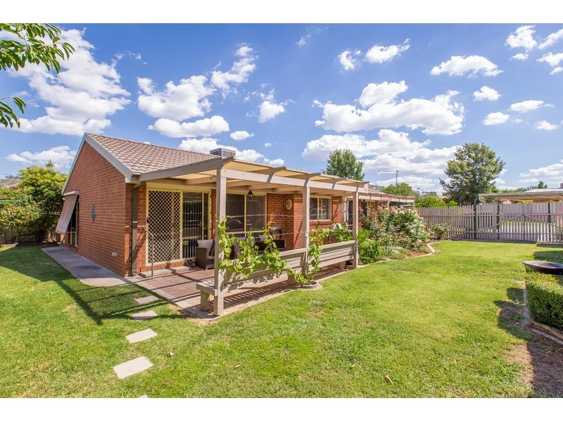 9 Wagner Place, West Wodonga VIC 3690