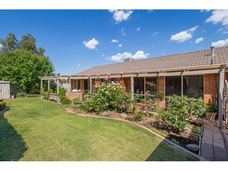 9 Wagner Place, West Wodonga VIC 3690