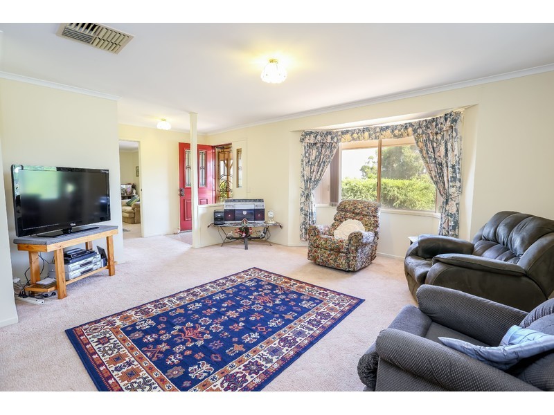 33 Hickory Street, Thurgoona NSW 2640