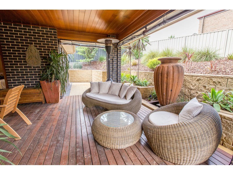 8 Ash Grove, Thurgoona NSW 2640
