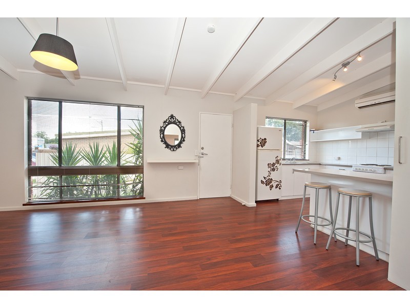 1/576 Ebden Street, South Albury NSW 2640