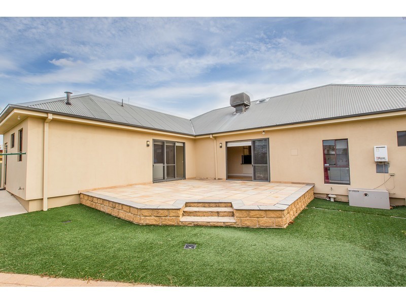 388 Urana Road, Lavington NSW 2641