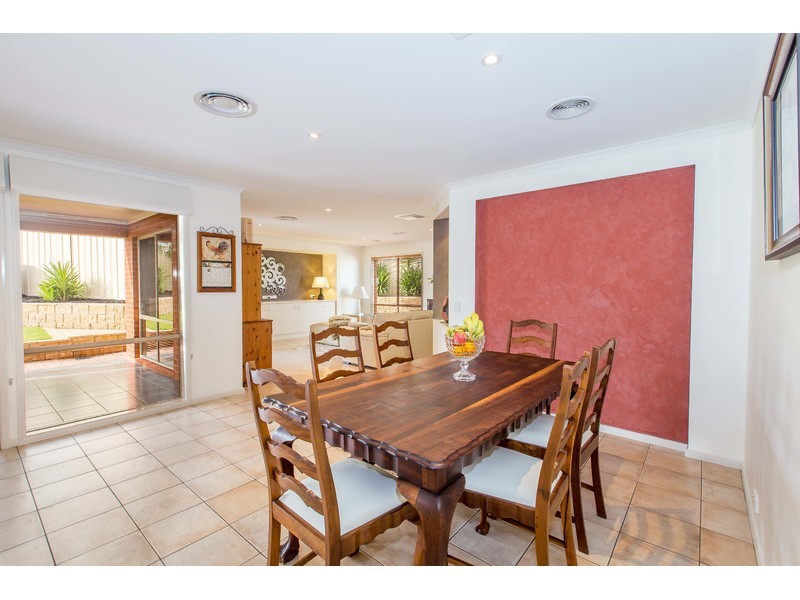 30 Telopea Street, Thurgoona NSW 2640