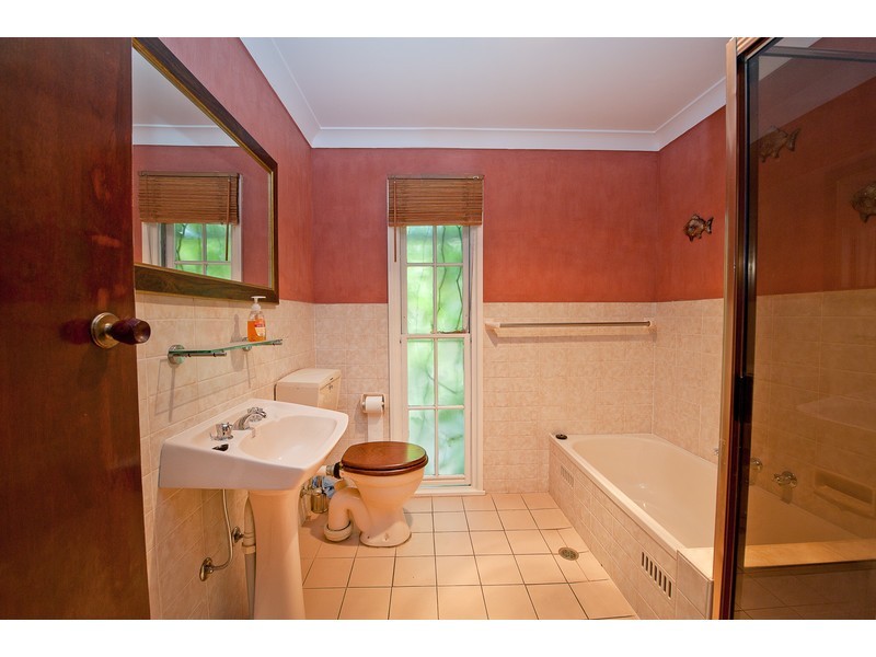 3 Western View Drive, West Albury NSW 2640