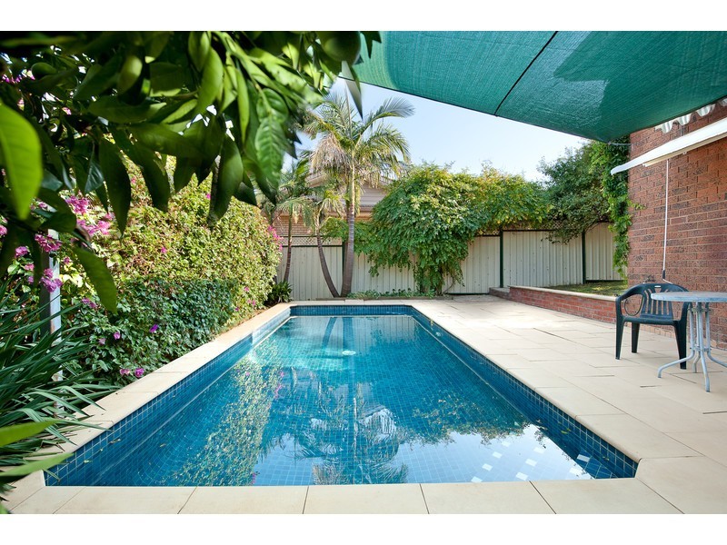 3 Western View Drive, West Albury NSW 2640