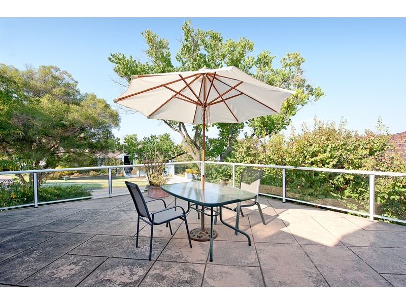 3 Western View Drive, West Albury NSW 2640