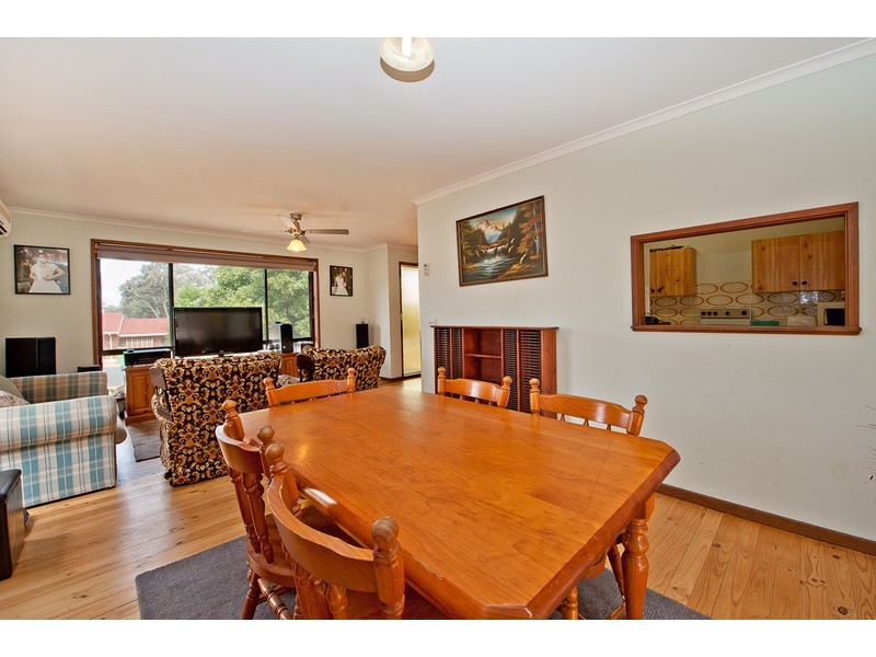 1 Darrambal Drive, Springdale Heights NSW 2641
