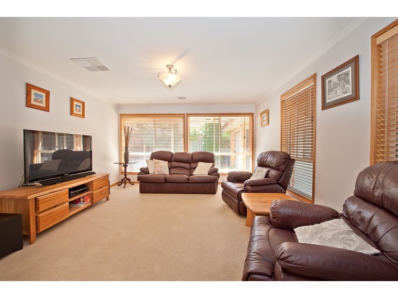 5 Jarrah Court, East Albury NSW 2640