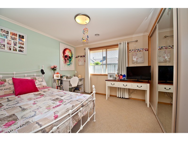 5 Jarrah Court, East Albury NSW 2640