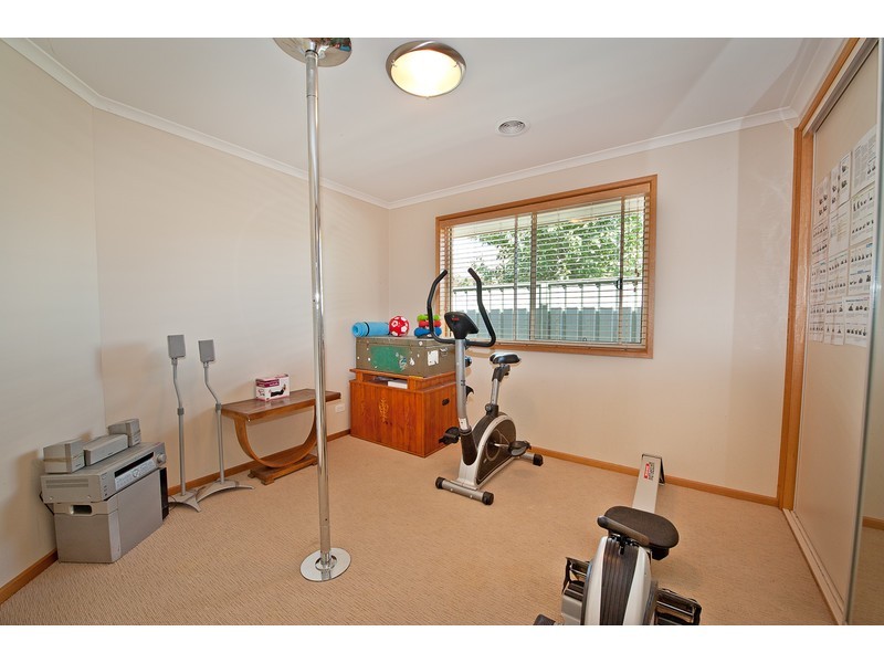 5 Jarrah Court, East Albury NSW 2640